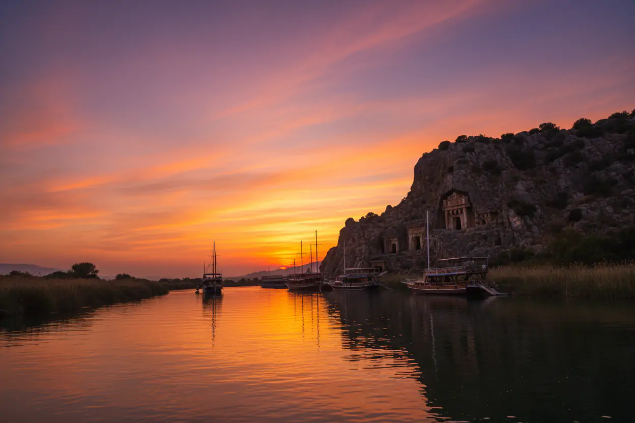 Dalyan Gezilecek Yerler: Muğla’nın Saklı Cenneti Rehberi