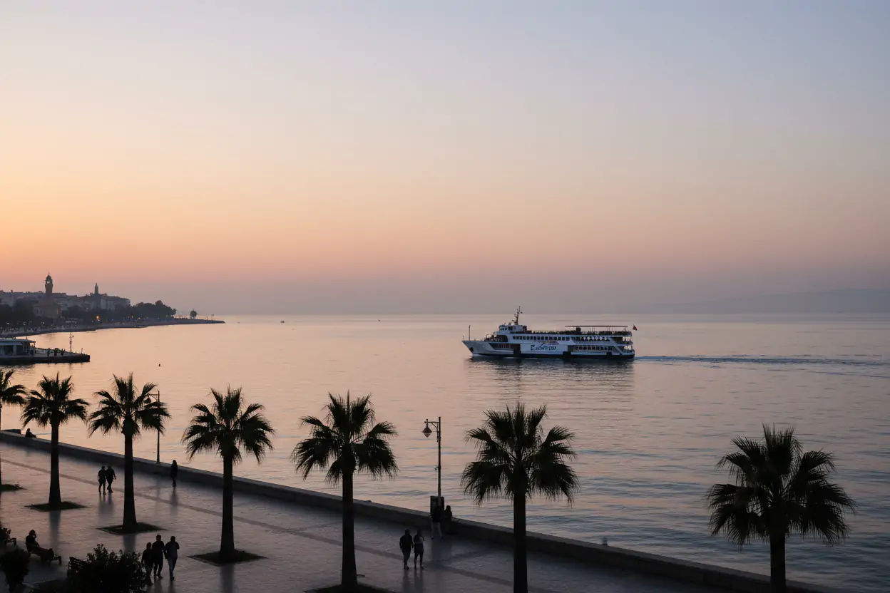 İzmir Gezilecek Yerler: Alsancak Kordonboyu Rehberi