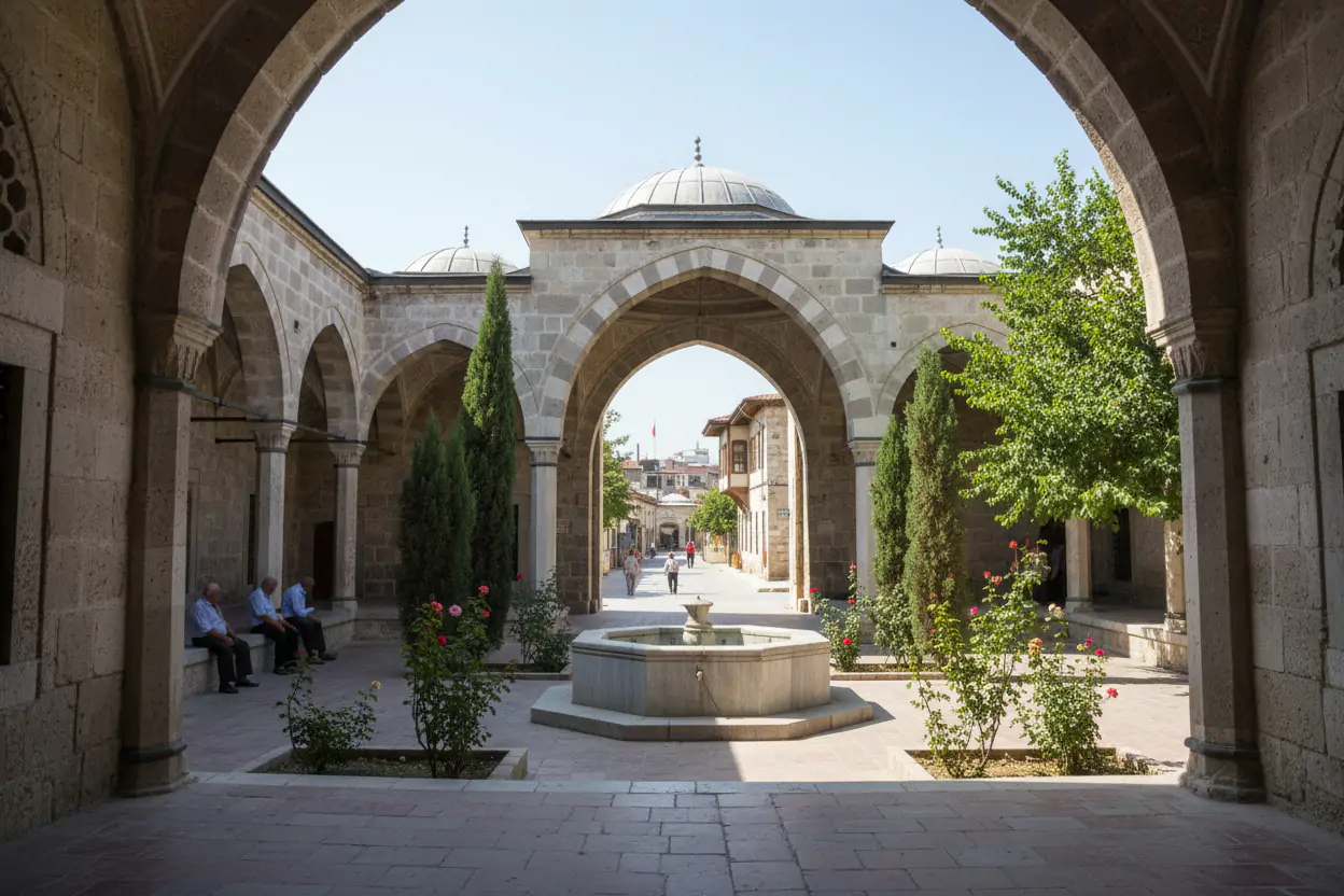 Kilis Gezilecek Yerler: Hindioğlu Cami Rehberi