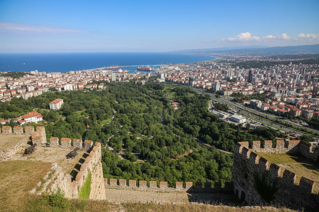 Trabzon Gezilecek Yerler: Tarihi Trabzon Kalesi Rehberi
